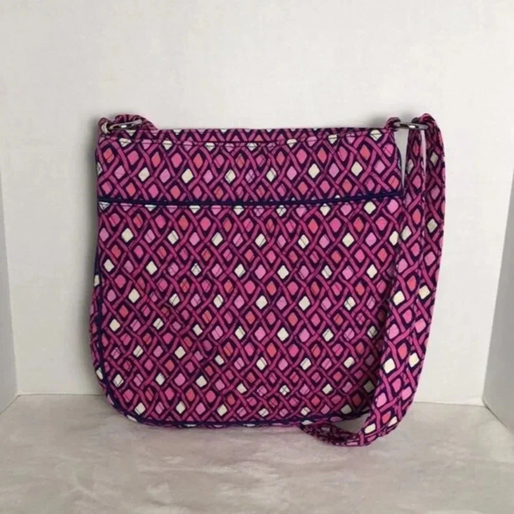 VERA BRADLEY Katalina Pink‎ Triple Zip Crossbody Shoulder Bag Purse Quilted